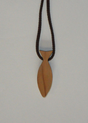 Halsanhänger "Fisch" aus Holz
