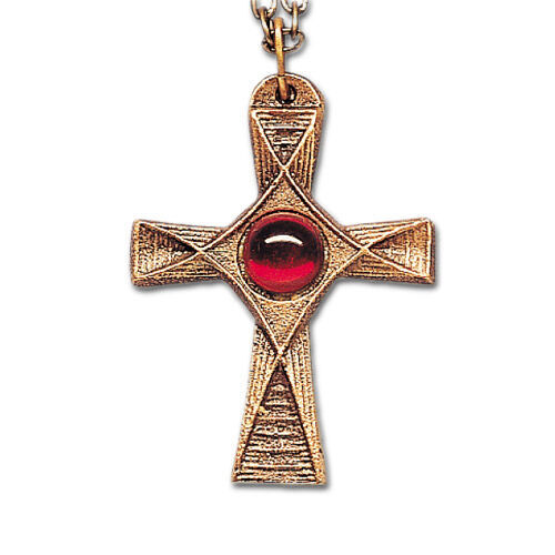 Halskreuz mit rotem Steinimitat, incl. Lederband