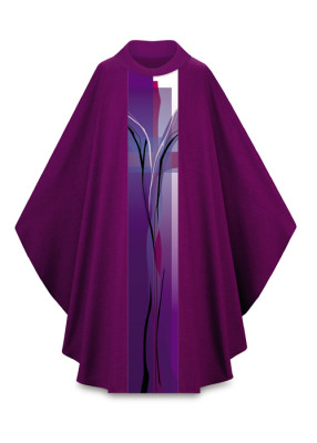 Violettes Messgewand mit bedrucktem Motiv aus Designerhand